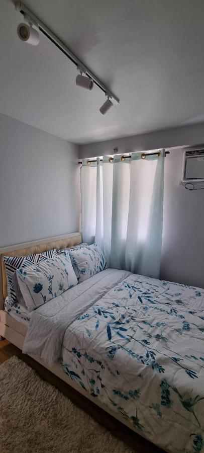 Mikaela'S Crib- 1 Bedroom Flat @ Arezzo Place Condominium Davao City Exterior foto